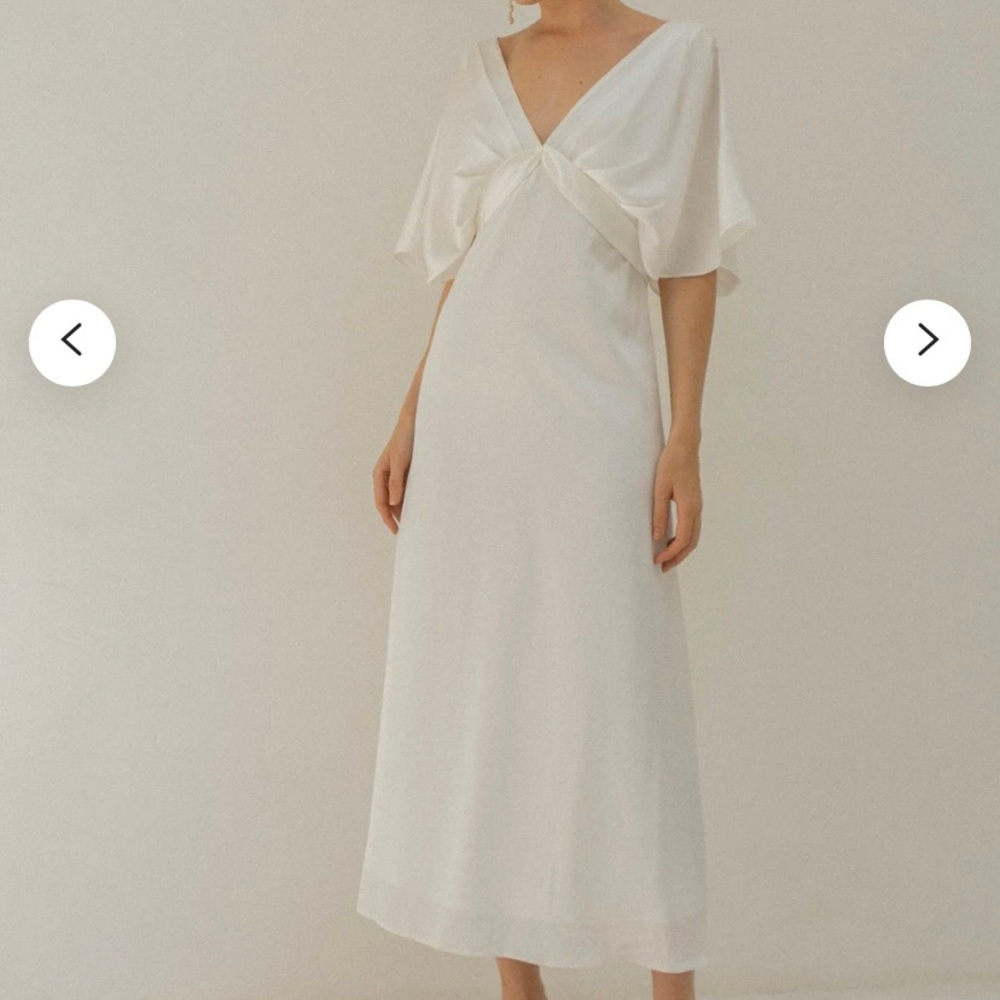 Esther Cream White Tea Length Satin Dress Size Medium